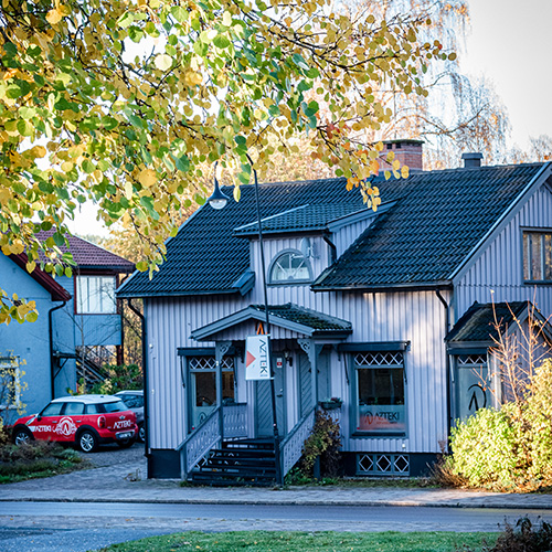 Aztek designs kontor, Lila huset, på Storgatan 40 i Årjäng